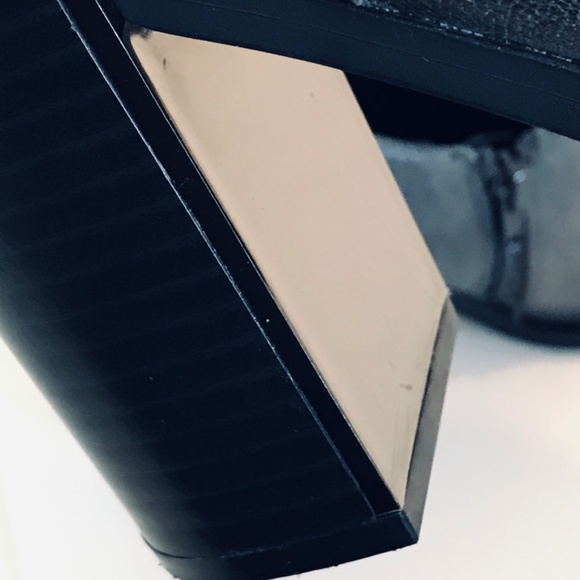 NINE WEST Metallic Pewter Ankle Boots Leather Booties Gray Women’s Size 7.5 - Picture 11 of 16